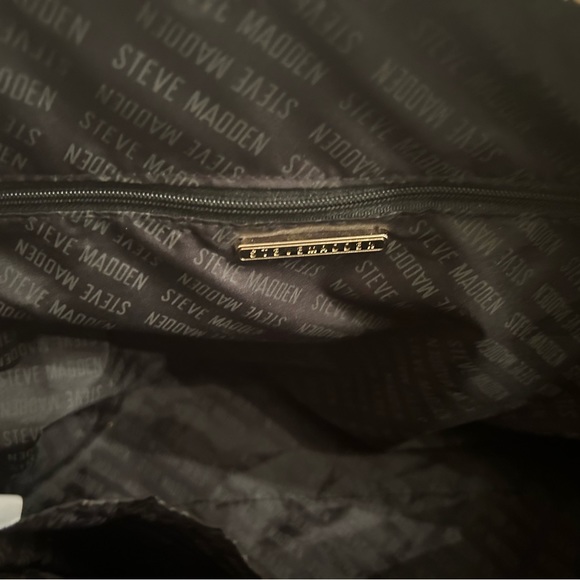 Steve Madden gray floral purse - Picture 6 of 9